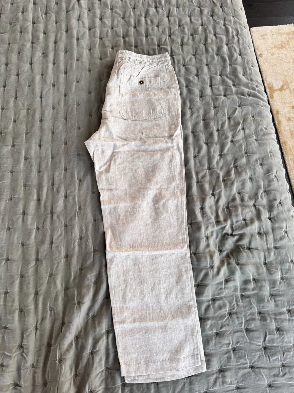 Quince Men's Lightweight Linen-Blend Drawstring Shorts - Light Gray